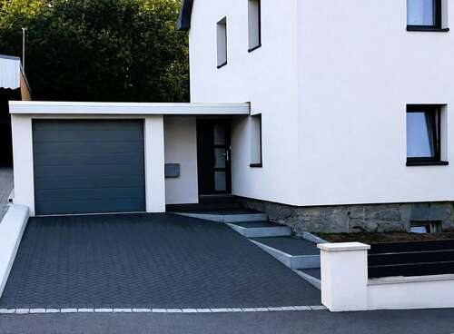 Foto - Haus zum Mieten in Lichtenberg 1.220,00 € 165 m²