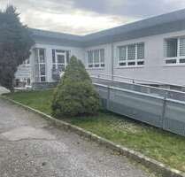 Büro in Wilkau-Haßlau 1.100,00 € 113 m²