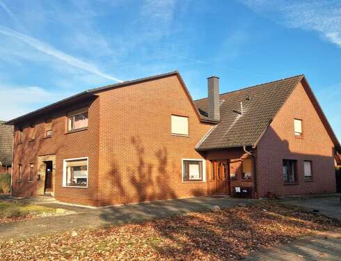 Foto - Haus zum Kaufen in Garrel 479.000,00 € 324 m²