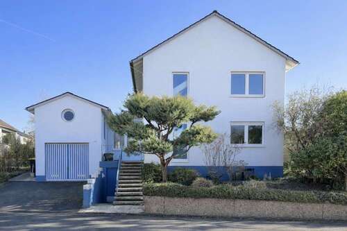 Foto - Haus zum Kaufen in Detmold 229.000,00 € 144 m²