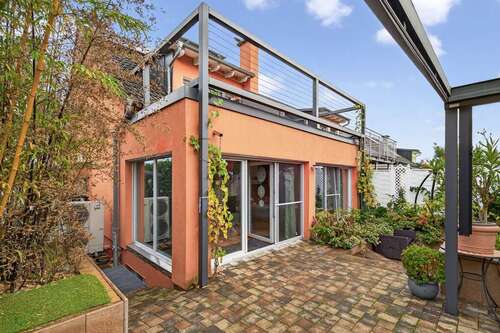 Foto - Haus zum Kaufen in Karlsruhe Hagsfeld 989.000,00 € 234 m²