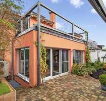 Haus zum Kaufen in Karlsruhe Hagsfeld 989.000,00 € 234 m² - Karlsruhe / Hagsfeld