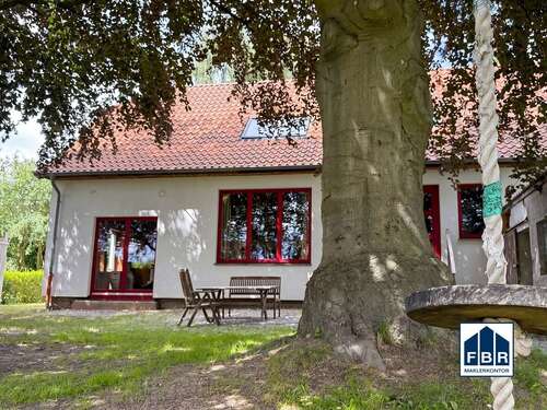 Foto - Haus zum Kaufen in Schwerin 349.000,00 € 182.31 m²
