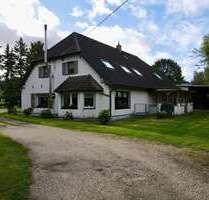Haus zum Kaufen in Bedburg-Hau 559.000,00 € 300 m²