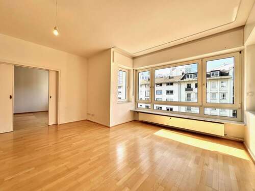 Foto - Wohnung zum Mieten in Frankfurt am Main 1.950,00 € 105 m²
