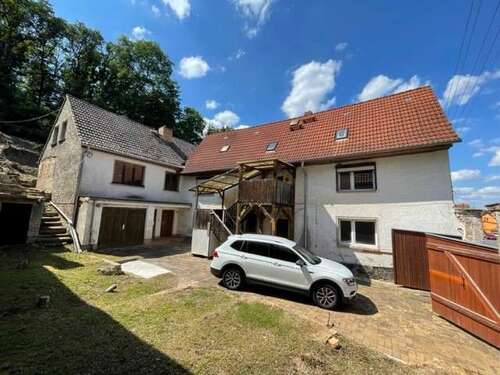 Foto - Haus zum Kaufen in Weißenfels OT Leißling 85.000,00 € 180 m²