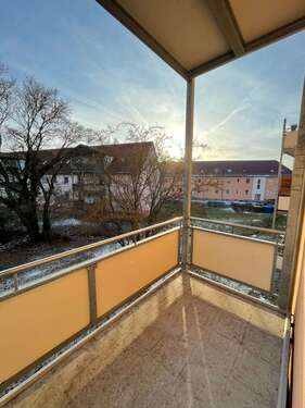 Foto - Wohnung zum Mieten in Magdeburg 550,00 € 77 m²