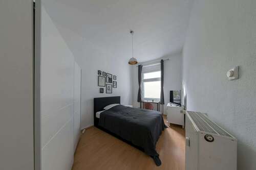 Foto - WG-Zimmer in Frankfurt am Main 675,00 € 12 m²