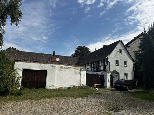 Foto - Haus zum Kaufen in Hohenmölsen OT Rössuln 160.000,00 € 120 m²