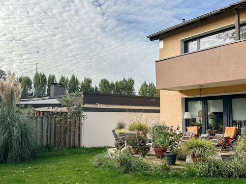 Foto - Haus zum Kaufen in Erkrath 818.000,00 € 245 m²