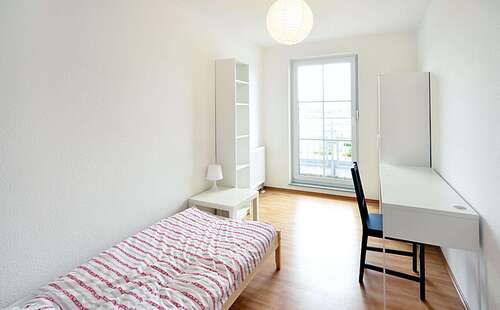 Foto - WG-Zimmer in Frankfurt am Main 570,00 € 10 m²