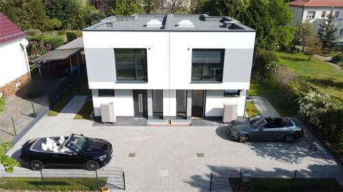 Foto - Haus zum Kaufen in Blankenfelde-Mahlow 770.000,00 € 170 m²