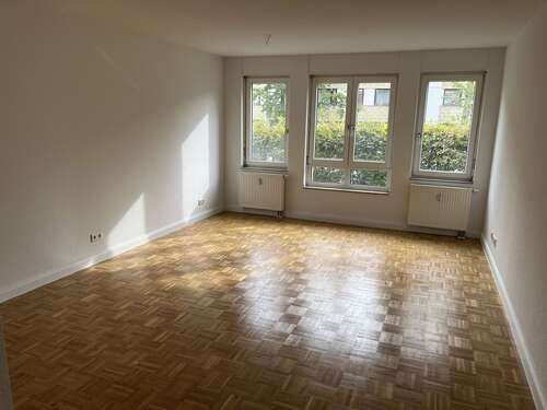 Foto - Wohnung zum Kaufen in Düsseldorf 235.000,00 € 62 m²