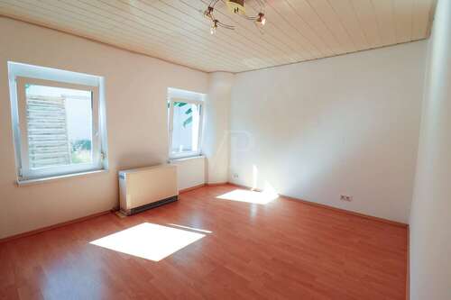 Foto - Wohnung zum Kaufen in Ubstadt-Weiher Zeutern 155.000,00 € 77 m²
