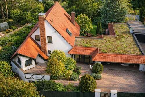 Foto - Haus zum Mieten in Zirndorf 2.650,00 € 308 m²