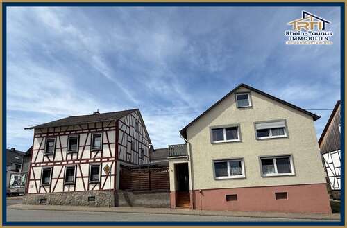 Foto - Haus zum Kaufen in Weisel 245.000,00 € 293 m²