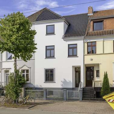 Foto - Haus zum Mieten in Bremen 390,00 € 229 m²