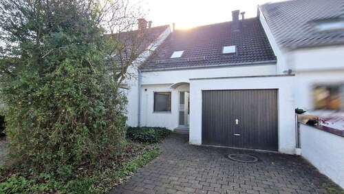 Foto - Haus zum Kaufen in Nufringen 398.000,00 € 122.18 m²