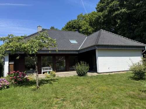 Foto - Haus zum Kaufen in Langenhagen 675.000,00 € 200 m²