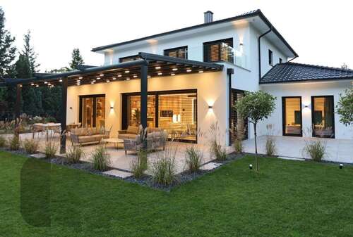 Foto - Haus zum Mieten in Seevetal-Maschen 6.900,00 € 340 m²