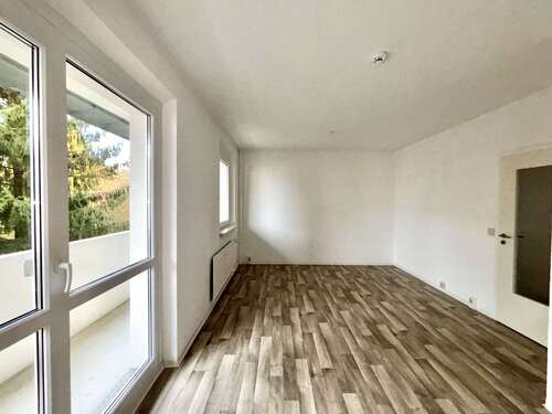 Foto - Wohnung zum Mieten in Suhl 300,00 € 59.1 m²