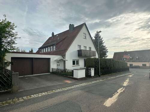 Foto - Haus zum Kaufen in Lauf an der Pegnitz 639.000,00 € 201 m²