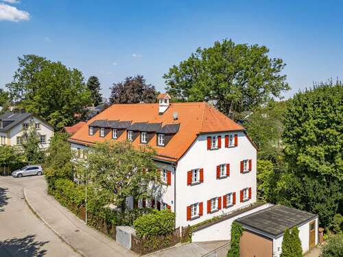 Foto - Haus zum Kaufen in München 1.750.000,00 € 251 m²