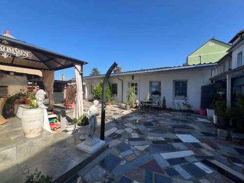 Foto - Haus zum Kaufen in Luckenwalde 999.000,00 € 400 m²