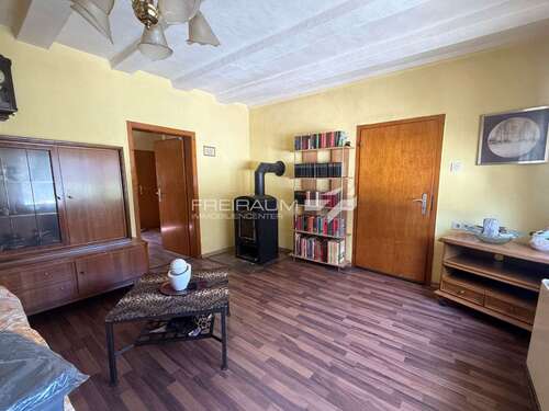 Foto - Haus zum Kaufen in Niederfischbach 105.000,00 € 121 m²