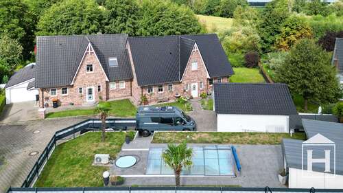 Foto - Haus zum Kaufen in Bad Bramstedt 1.199.000,00 € 343 m²