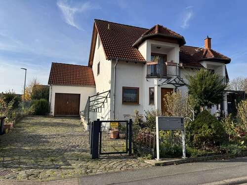 Foto - Haus zum Kaufen in Ober-Hilbersheim 370.000,00 € 190 m²