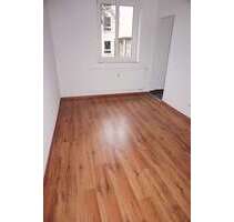 Wohnung zum Mieten in Chemnitz 216,00 € 35.47 m²