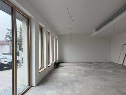 Foto - Einzelhandel in Schallstadt 498.000,00 € 99 m²