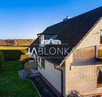 Haus zum Kaufen in Kröppelshagen-Fahrendorf 490.000,00 € 177.41 m²