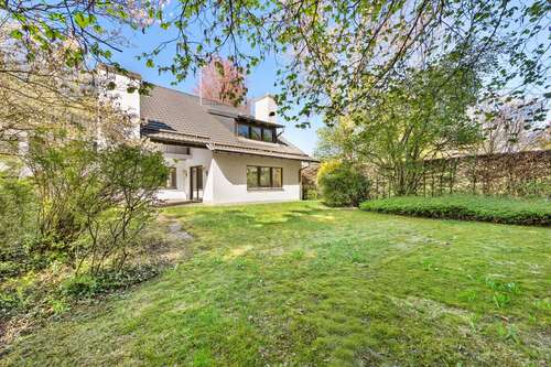Foto - Haus zum Kaufen in Baldham 1.395.000,00 € 176 m²