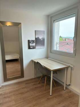 Foto - WG-Zimmer in Stuttgart 650,00 € 15 m²