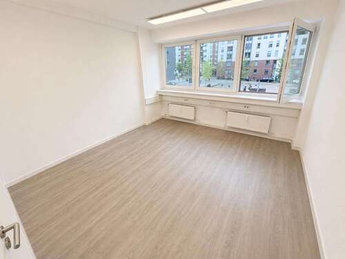 Foto - Büro in Frankfurt am Main 1.050,00 € 32 m²