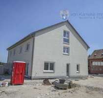 Haus zum Mieten in Weisendorf 1.990,00 € 181.99 m²