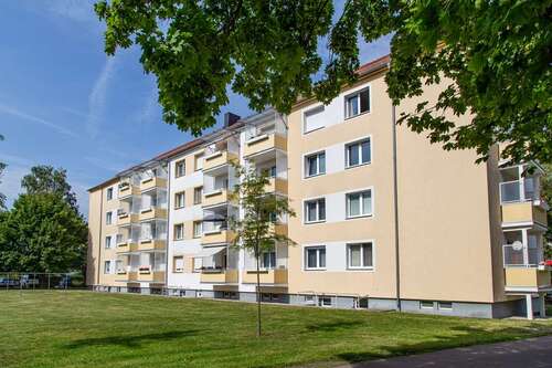 Foto - Wohnung zum Mieten in Groitzsch 360,00 € 60.22 m²