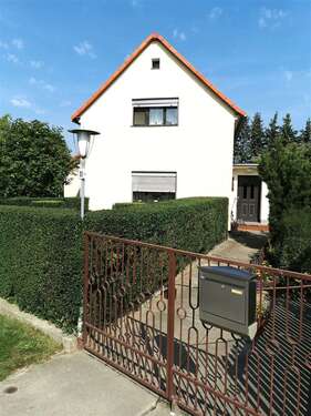 Foto - Haus zum Kaufen in Bernstadt a. d. Eigen 89.000,00 € 80 m²