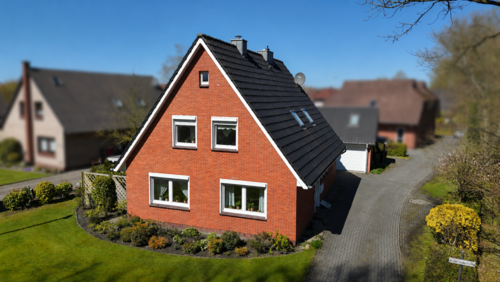 Foto - Haus zum Kaufen in Westerstede 299.000,00 € 187 m²