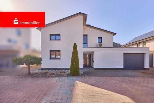 Foto - Haus zum Kaufen in Lorsch 899.000,00 € 198 m²