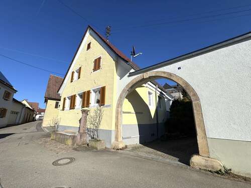 Foto - Haus zum Kaufen in Ehrenkirchen 499.000,00 € 184 m²