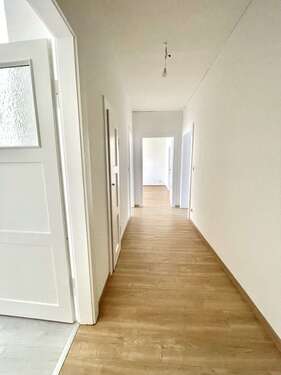 Foto - Wohnung zum Mieten in Bitterfeld 400,86 € 61.2 m²