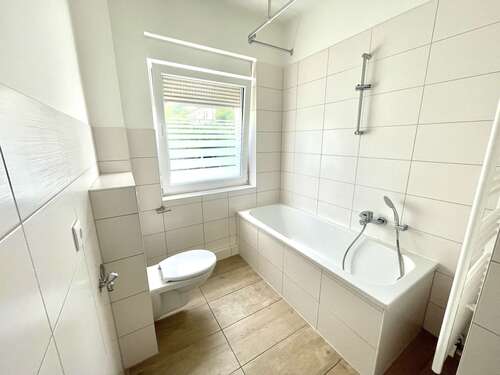Foto - Wohnung zum Mieten in Bitterfeld 491,26 € 68.23 m²