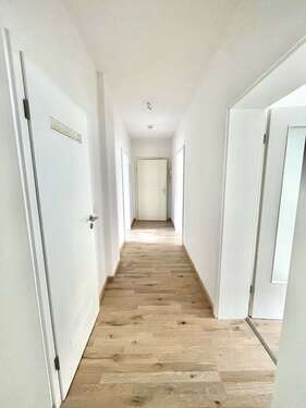 Foto - Wohnung zum Mieten in Bitterfeld 491,26 € 68.23 m²