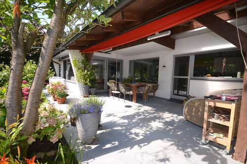 Foto - Haus zum Kaufen in Kaarst 699.000,00 € 201 m²