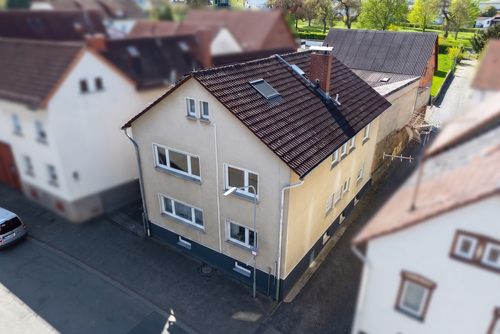 Foto - Haus zum Kaufen in Hüttenberg 369.000,00 € 180 m²