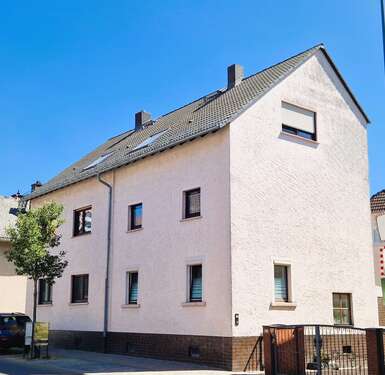 Foto - Haus zum Kaufen in Steinbach 1.080.000,00 € 302 m²