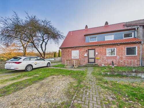 Foto - Haus zum Kaufen in Wolfsburg 250.000,00 € 207 m²